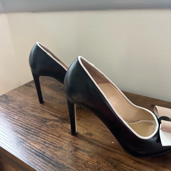 Studio pollini bow tie stiletto heels. - Picture 3 of 11